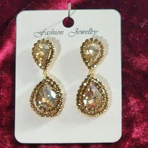 OLE Emerald Golden earrings new